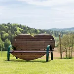 Hof-areal Suedsteiermark Dein Ort Fuer Poltergruppen & Hochzeiten Alojamento de Turismo Rural *