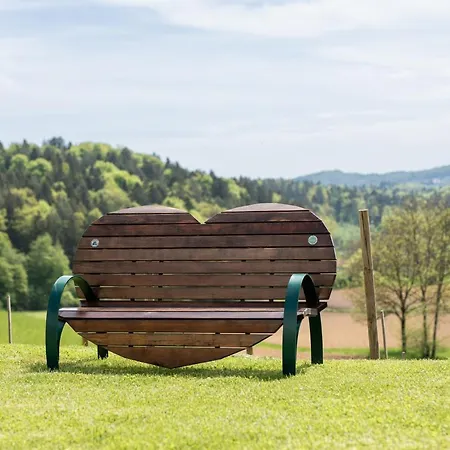 Hof-areal Suedsteiermark Dein Ort Fuer Poltergruppen & Hochzeiten 팜스테이 *