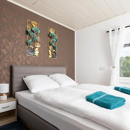 Hof-areal Suedsteiermark Dein Ort Fuer Poltergruppen & Hochzeiten Alloggio per agriturismo *