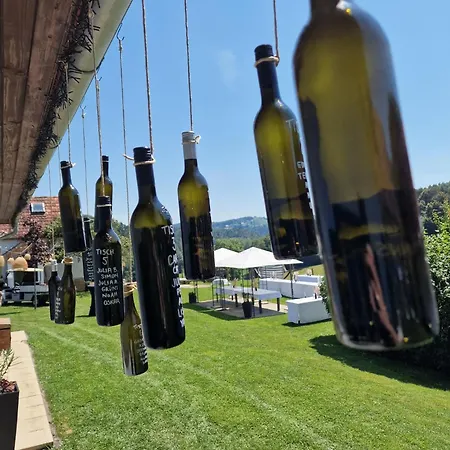 Hof-areal Suedsteiermark Dein Ort Fuer Poltergruppen & Hochzeiten Alloggio per agriturismo