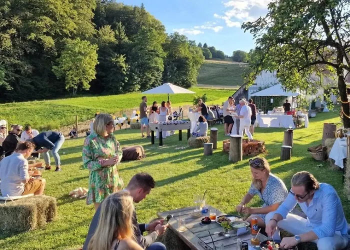 Hof-areal Südsteiermark Dein Ort Für Poltergruppen&hochzeiten