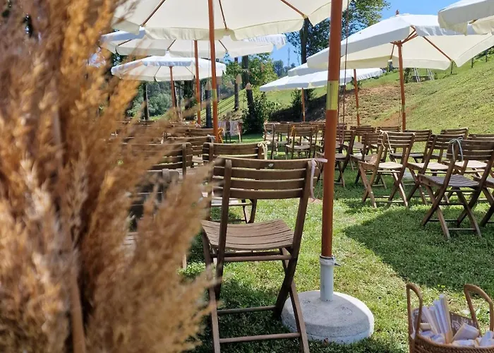 Hof-areal Suedsteiermark Dein Ort Fuer Poltergruppen & Hochzeiten Vakantieboerderij Sankt Nikolai im Sausal